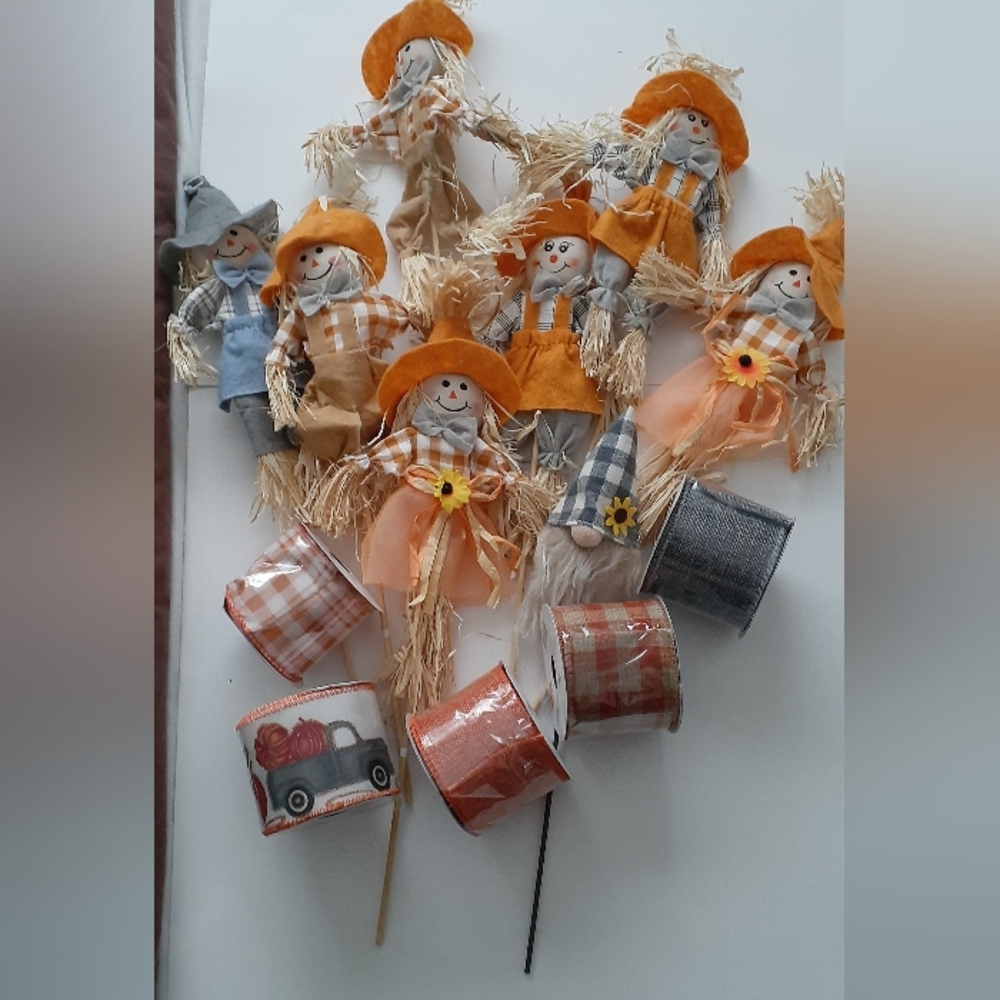 Fall Ribbon & Mini Scarecrows